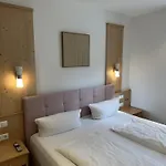 Penzion Gaestehaus Ludwig 3*