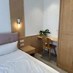 Gaestehaus Ludwig Penzion 3*
