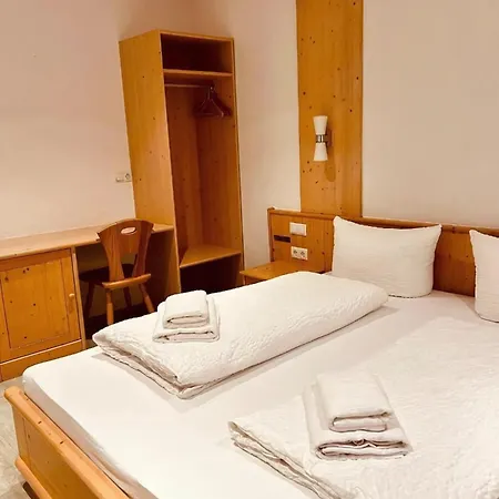 Gaestehaus Ludwig Πανσιόν Rust