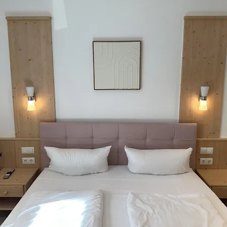 Gaestehaus Ludwig بيت ضيافة