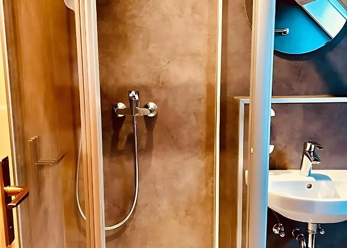 Gaestehaus Ludwig בית הארחה 3*